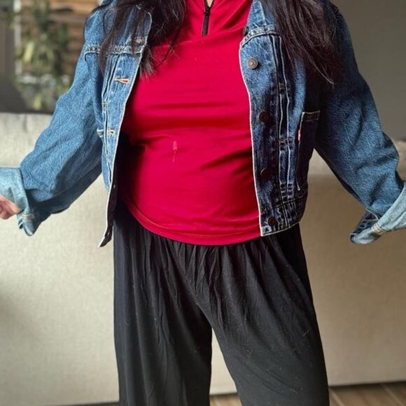 Levi's Tailored 90's trucker jacket missed my flight - Picture 2 of 3